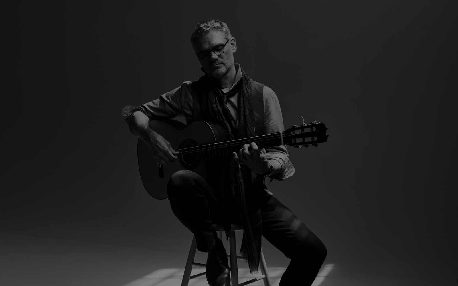 Jesse Cook » The Colonial Theatre